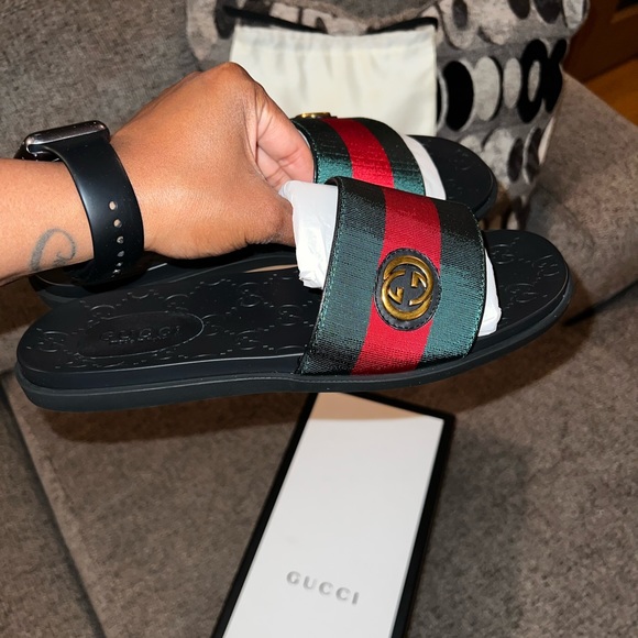 Men’s Gucci Sandal Slides - Picture 4 of 5